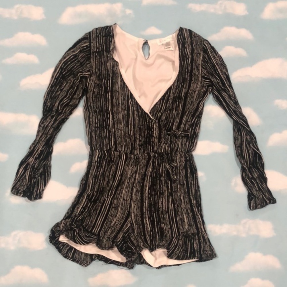 White Fawn girls striped romper